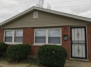 3103 Emery Ln, Robbins, IL 60472