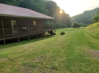 830 Hiram Samples Hollow Rd, Bomont, WV 25030