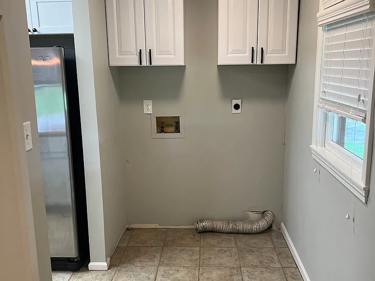 515 Paddock Ln — Photo 14