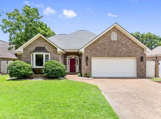 2573 Rue Palafox, Biloxi, MS 39531