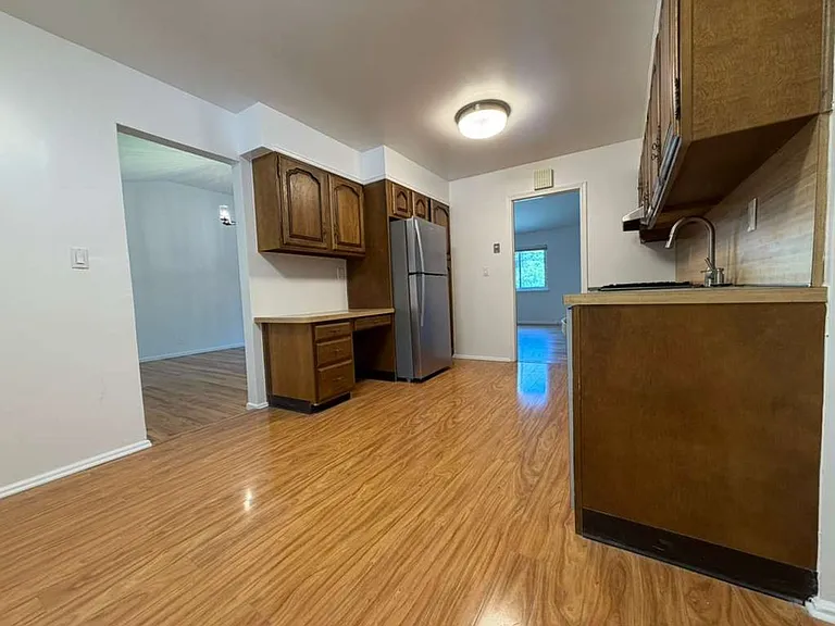 4 Greentree Dr — Photo 10