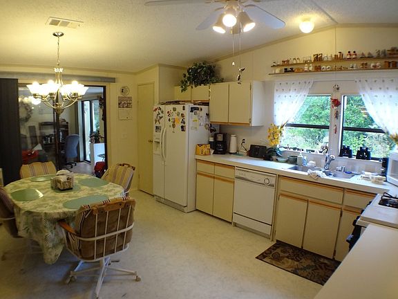 5th image of 6753 W Country Club Dr