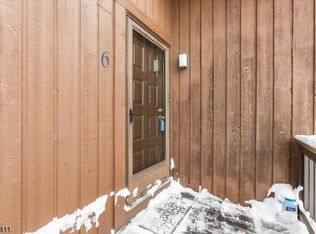 2 Squaw Valley Ct #6, Vernon, NJ