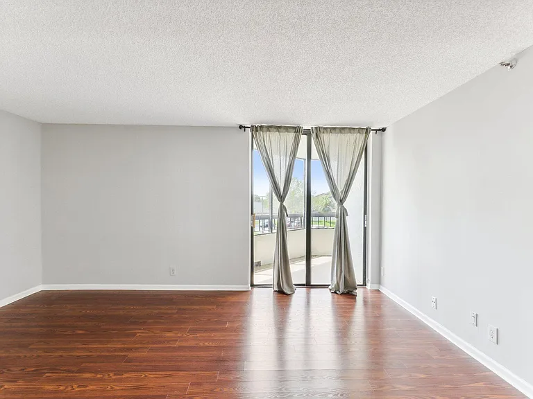 6463 La Costa Dr #201 — Photo 21