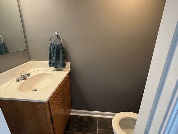 4th image of 131 Bob Fitz Rd #6