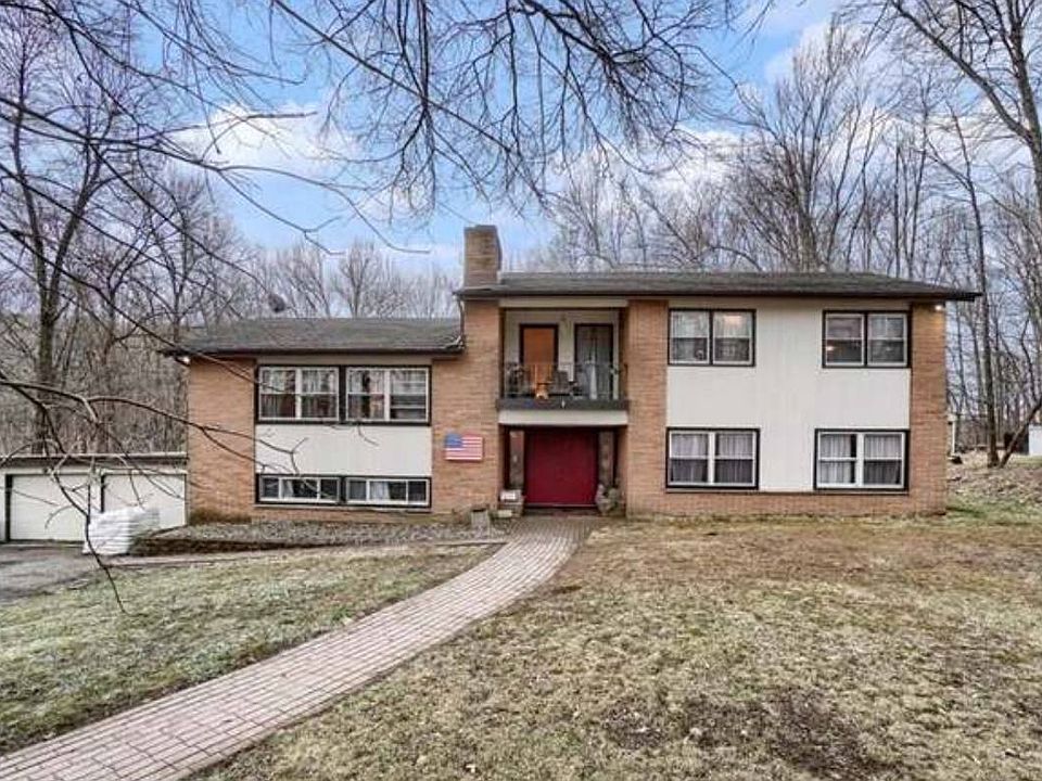 1st image of 20 Mockingbird Ln