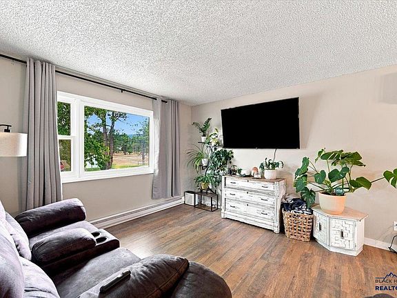 5th image of 2621 Moose Dr