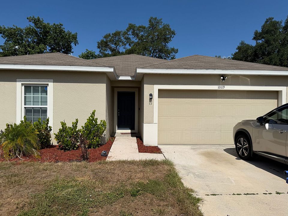 1st image of 10119 Candleberry Woods Ln