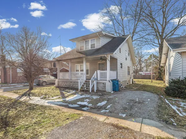 527 E 4th St, Centralia, IL 62801