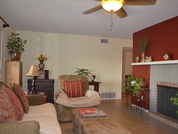 Bright and Cheerful Living Room
