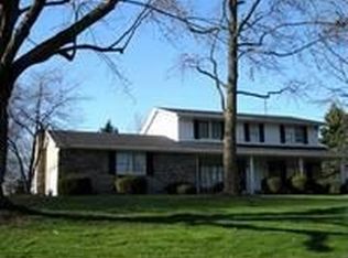 1367 Stonington Rd NW, North Canton, OH 44720