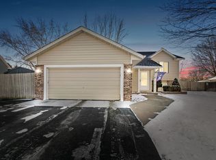 9115 92nd St S, Cottage Grove, MN 55016