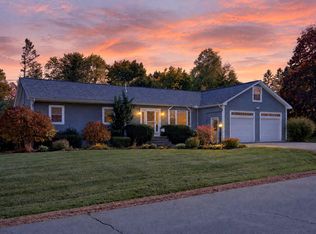 15 Coolidge Avenue, Hampden, ME 04444