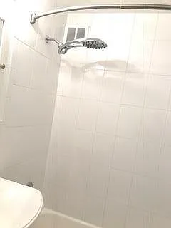 Oversized shower head to refresh you