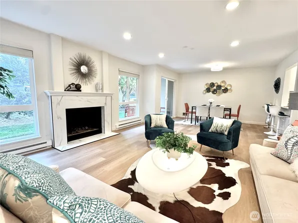 10221 NE 16th Street #H5, Bellevue, WA 98004