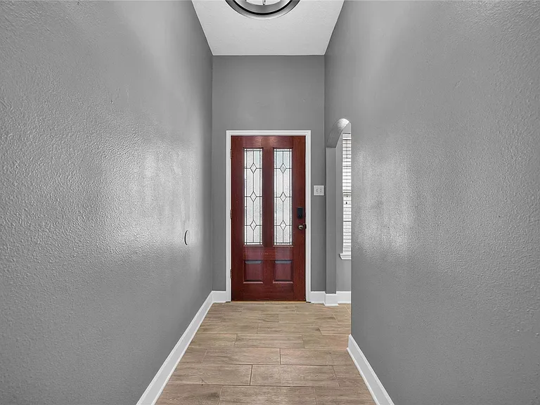 3519 Crescent Dr — Photo 3