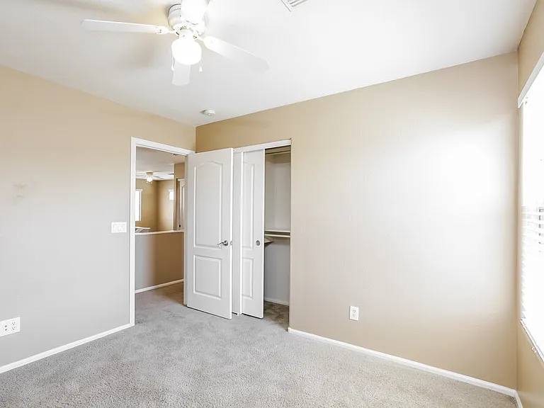 2343 W Running Deer Trl — Photo 14