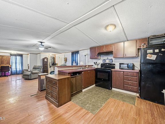 4th image of 4157 Van Hill Rd