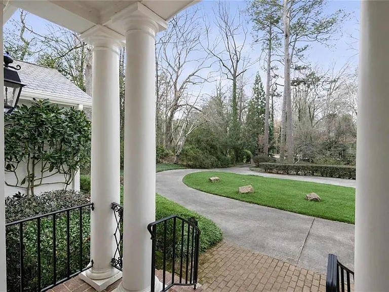 1811 Lenox Rd NE — Photo 98