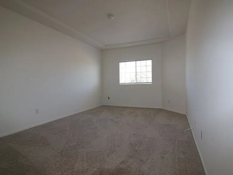 4455 Hazeltine Ave #207 — Photo 23