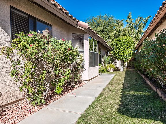 3rd image of 11642 W CITRUS GROVE Way