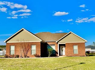 304 Chase Ridge Dr, Dothan, AL 36301