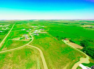 7000 Country Ridge Rd, Bismarck, ND 58503