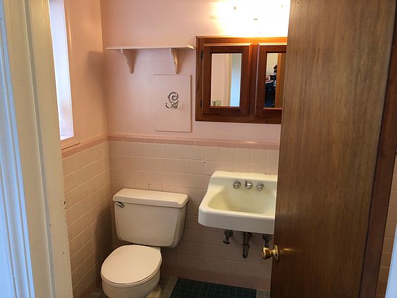 Bathroom 5.3X7.11