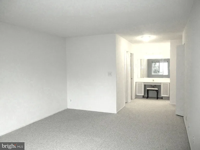 8360 Greensboro Dr #208 — Photo 30