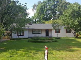 190 Pinebrook Dr, Rocky Face, GA 30740