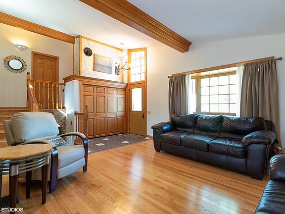 3rd image of 5543 Mary Ann Ct
