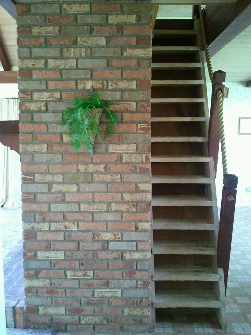 241 Irena Rd photo 1