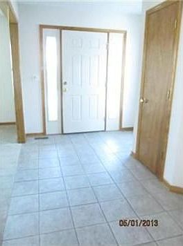 3rd image of 821 S Kisner Dr