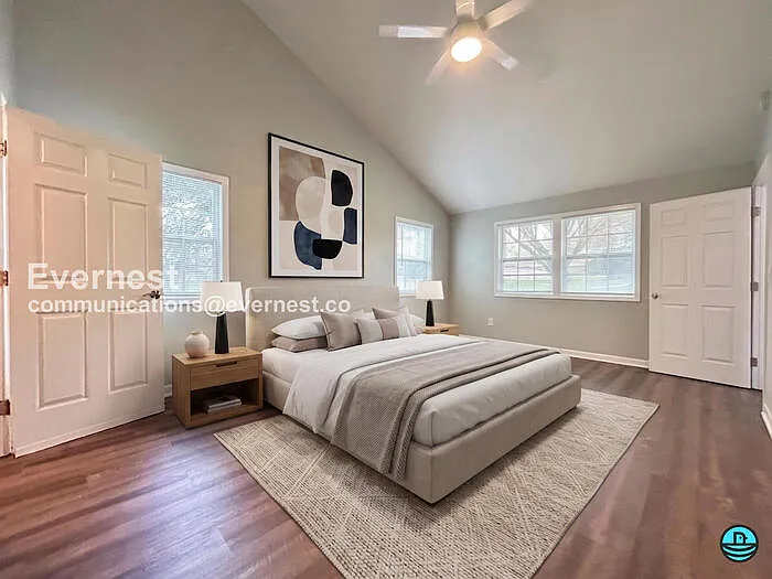 1345 Twin Oaks Cir SE — Photo 4