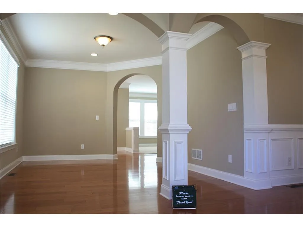 living area - 3750 Seaton Dr
