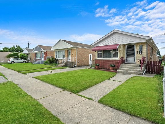 4th image of 4334 Lawndale Ave