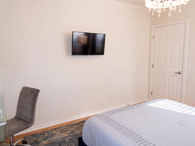 5756 Case Ave — Photo 39