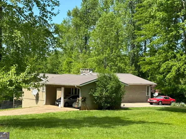 152 Apache Dr, Eastanollee, GA 30538