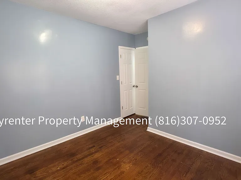 5910 Park Ave — Photo 11