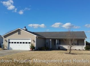122 Wheaton Dr, Richlands, NC 28574