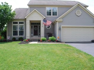 1069 Evadell Dr, Lewis Center, OH