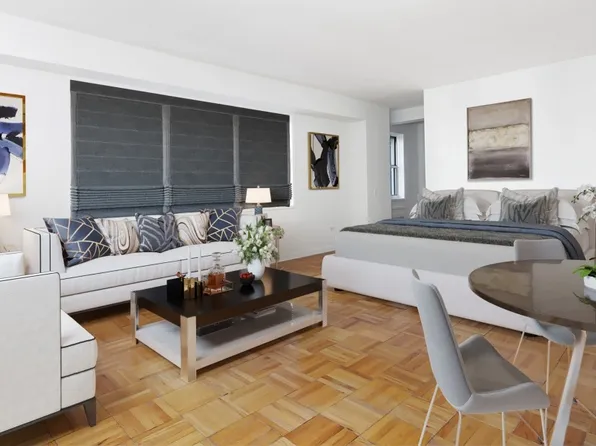 321 East 45th Street image 1 of 8