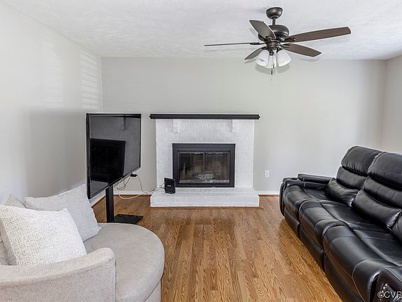 5th image of 7400 Kelshire Trce
