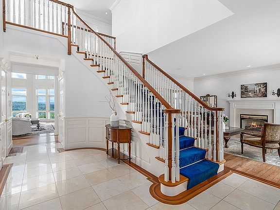 3rd image of 64 Sterling Pl