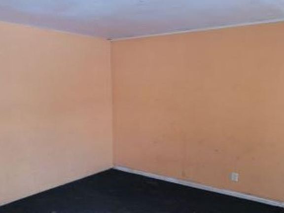 5th image of 115 Austin Ave