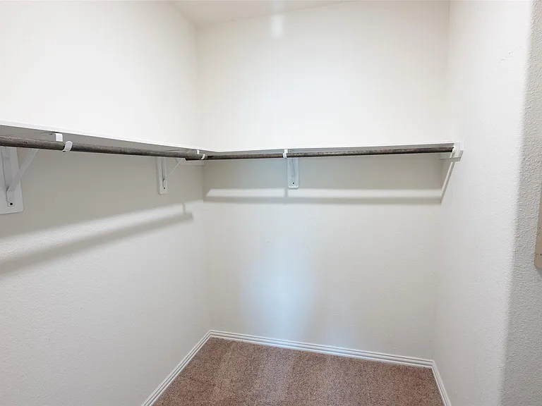 216 N Lynx Trl — Photo 39