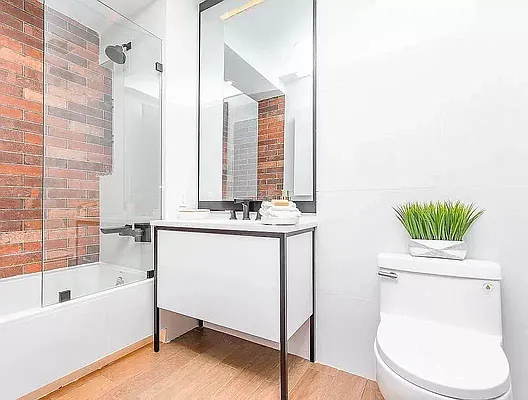 Rented by The KCI Group | media 29