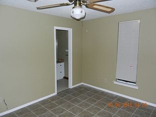 2nd image of 4321 Cary Hill Cv