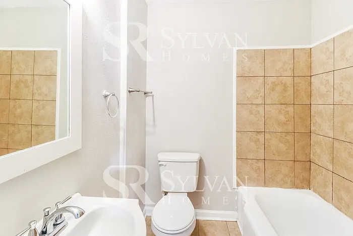 521 Weaver Cir — Photo 13