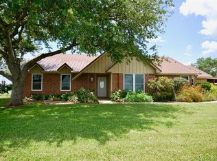 5606 Fm 1295, Moulton, TX 77975